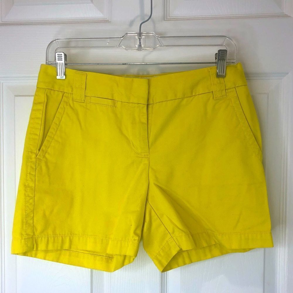 J Crew yellow city fit 4 pocket chino shorts, size 0